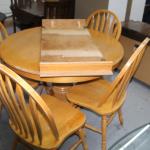 Hardwood Kitchen table w/4 chairs and leaf 