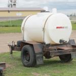 200 gallon water tank on cart 
